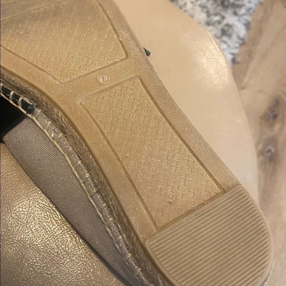 Tory Burch Weston Espadrille Flats in Natural color canvas & black leather logo - Picture 9 of 9